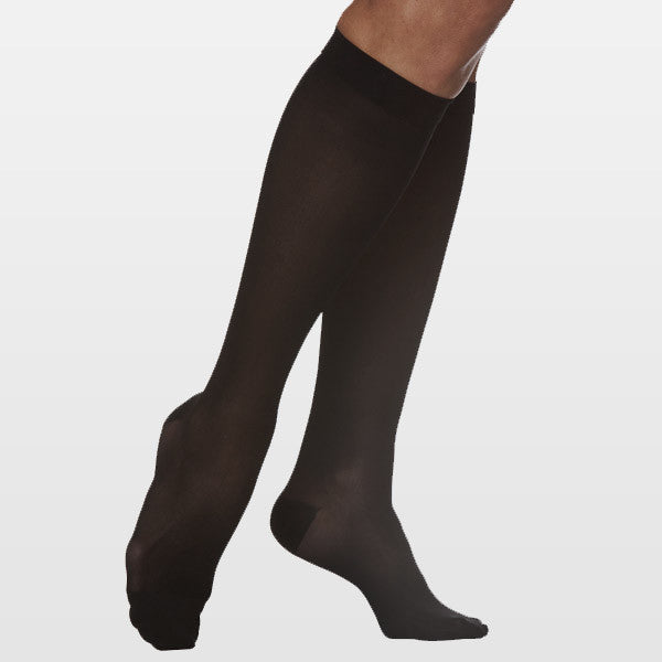 Sigvaris Womens Eversheer Compression Hose, Knee High Closed Toe 15-20mmHg