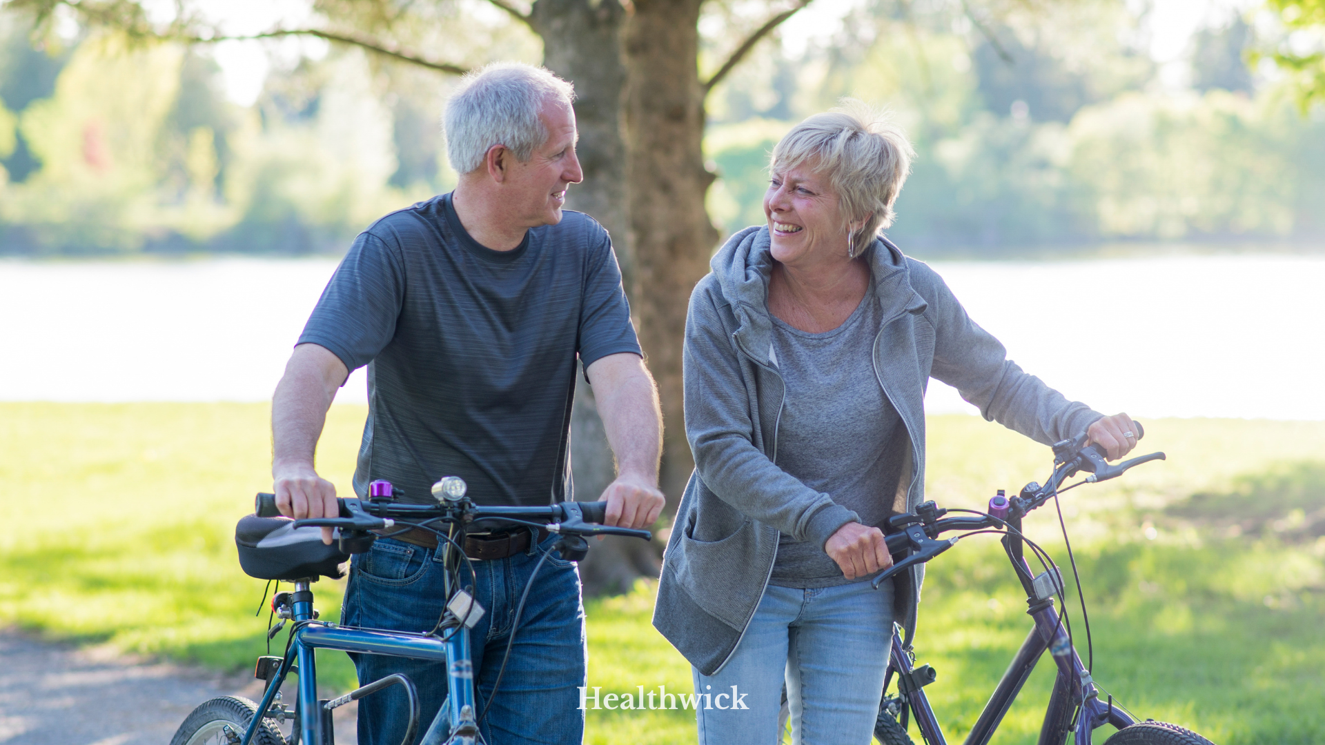 How to Stay Cool and Comfortable with Incontinence This Summer